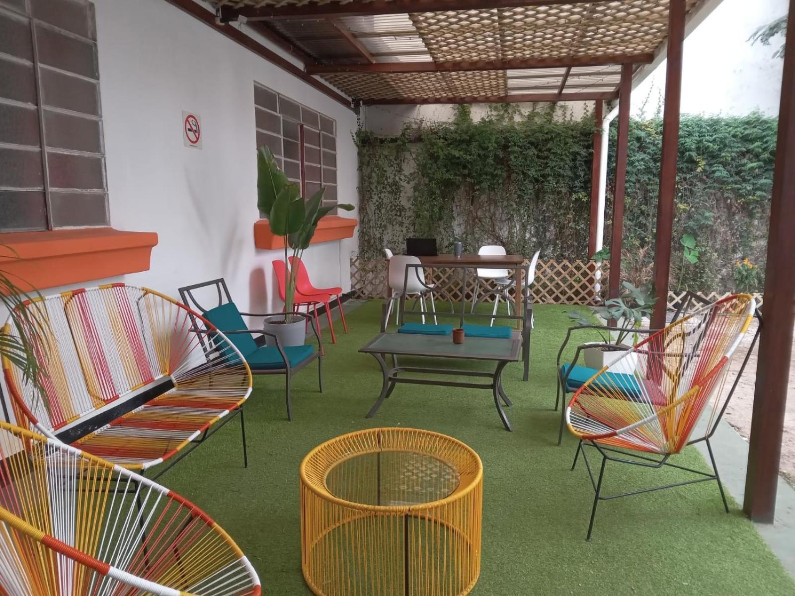 Tequila Sunrise Hostel Guatemala City Eksteriør bilde
