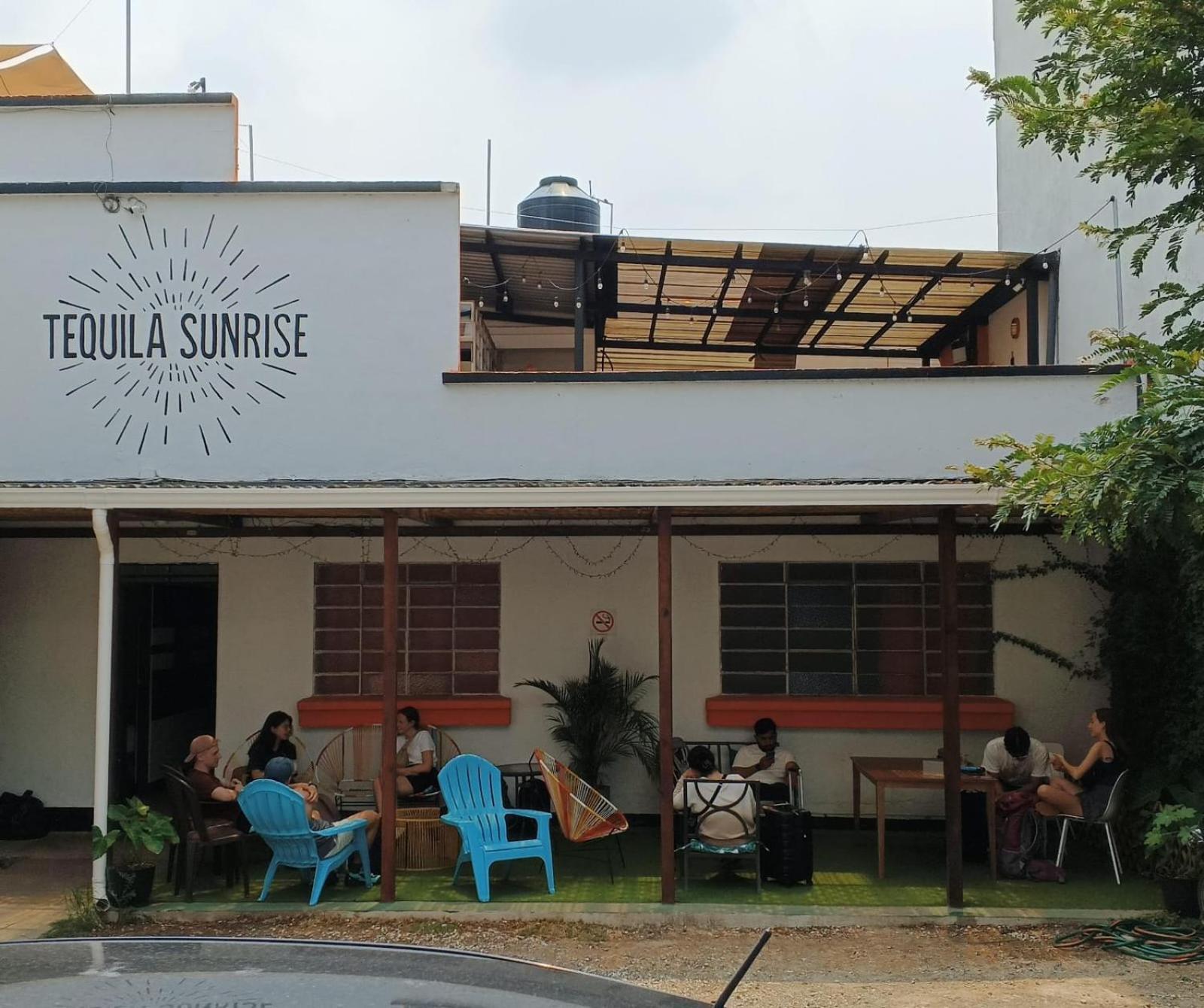 Tequila Sunrise Hostel Guatemala City Eksteriør bilde